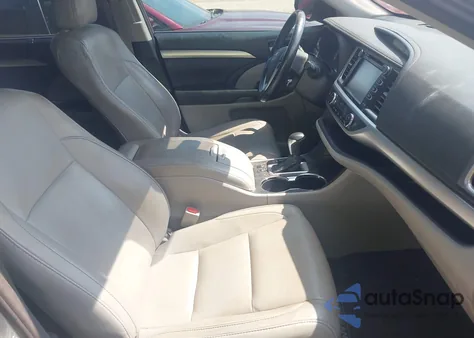 2017 Toyota Highlander Xle from USA, damaged, VIN 5TDKZRFH4HS510005